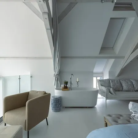 Doleen Quay House * バリーコニーリー