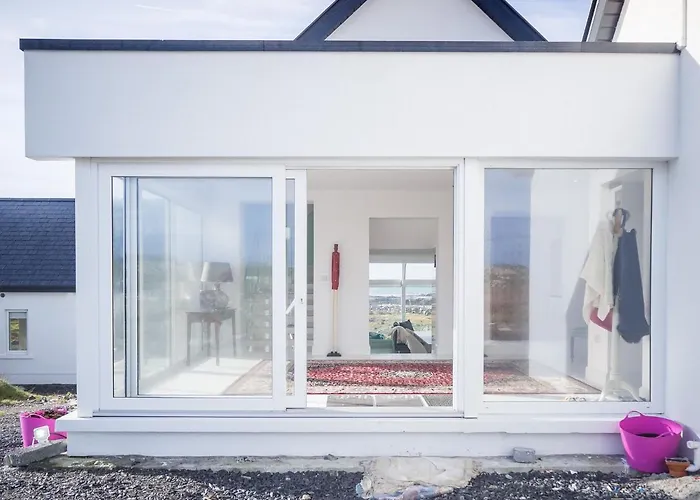 Doleen Quay House * Ballyconneely