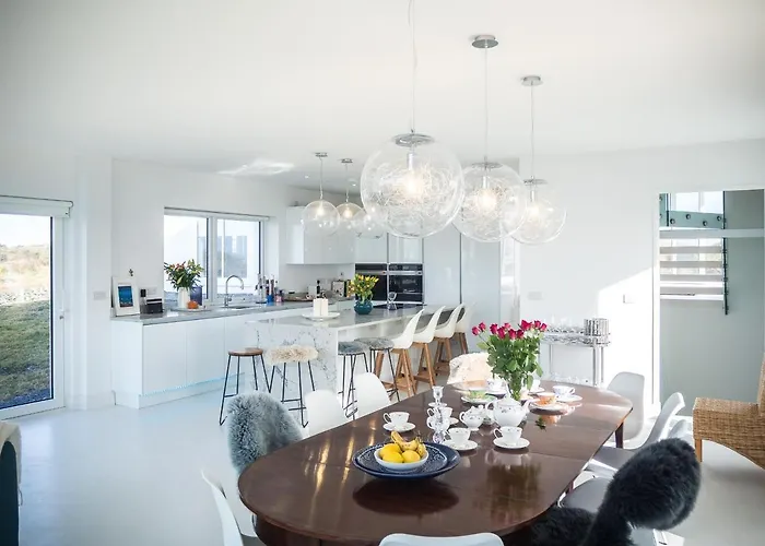 Doleen Quay House בית נופש *