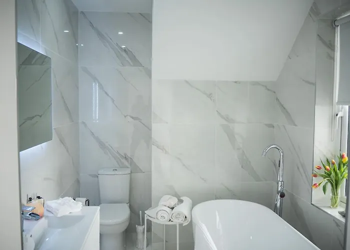 Дом отдыха Doleen Quay House *