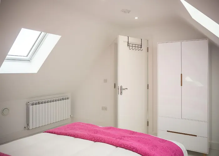 Doleen Quay House Балликоннили