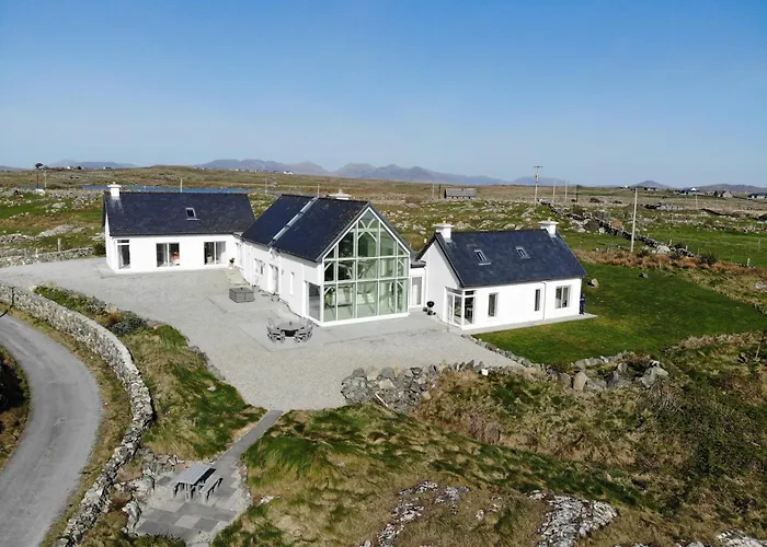 Doleen Quay House * Ballyconneely